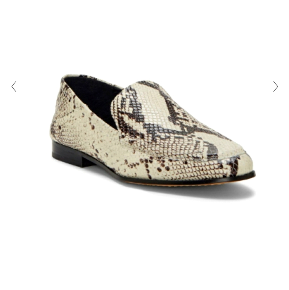 Vince Camuto Loafer Flats(NEW)